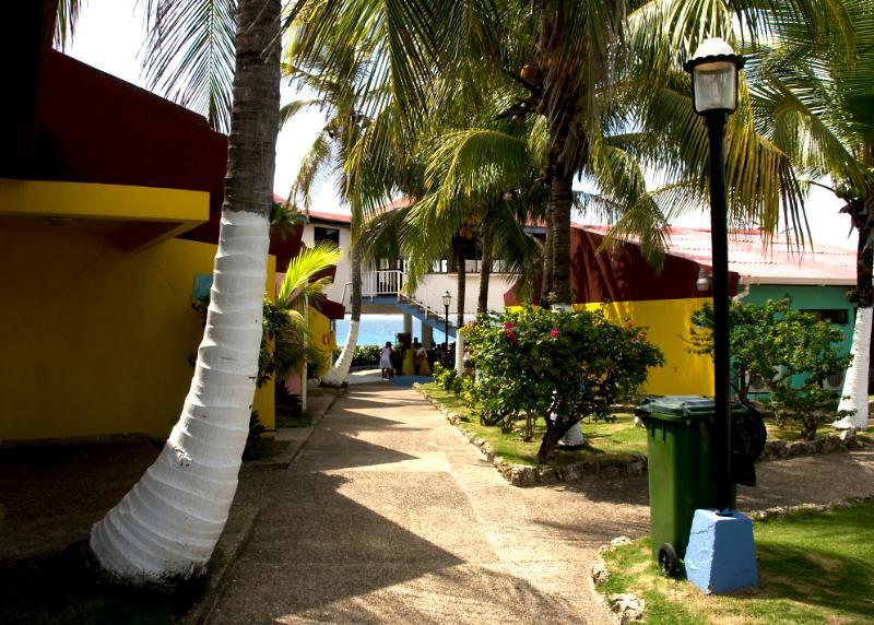 On Vacation Blue Reef Hotel San Andrés Exterior photo